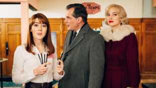 Les petits meurtres d'Agatha Christie Meurtres en solde