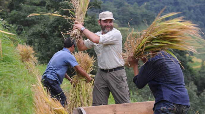 rendez vous en terre inconnue clovis cornillac rendez vous en terre inconnue clovis cornillac