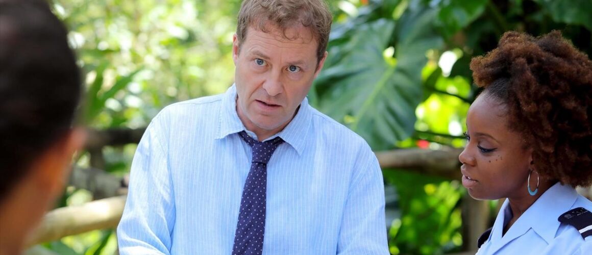 Meurtre Au Paradis Saison 8 Episode 8 Meurtres au paradis : Meurtre au zoo saison 8 episode 2 - Serie - Télé