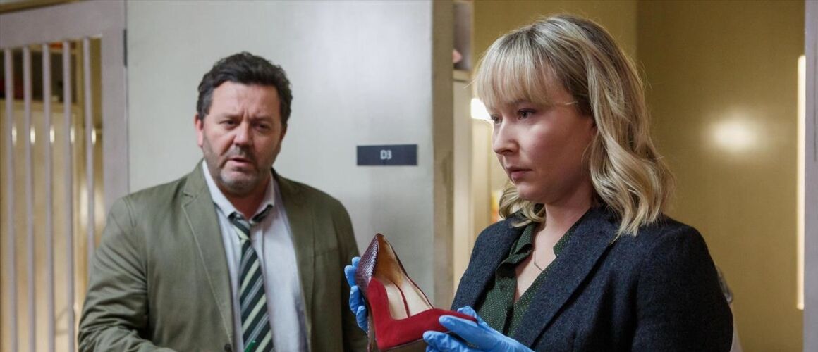 Brokenwood Saison 7 épisode 4 Comme un oiseau en cage - (S6E4) - Brokenwood - Télé-Loisirs