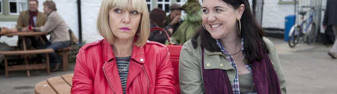 Agatha Raisin Season 2 Episode 1 Agatha Raisin : Le magicien des ciseaux saison 2 episode 1 - Serie