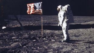 Apollo 11 : retour vers la Lune
