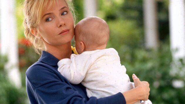 La Main Sur Le Berceau La main sur le berceau de Curtis Hanson (1992), synopsis, casting