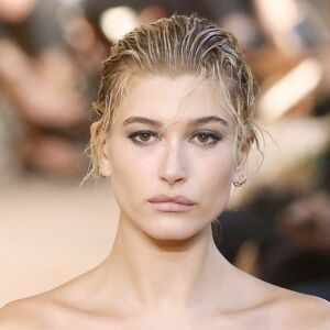 Hailey Baldwin Biographie News Photos Et Videos Télé