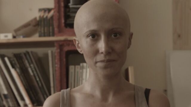 Plus Belle La Vie Fabienne Carat Chauve Pour Combattre Le Cancer Video Videos Tele 2 Semaines