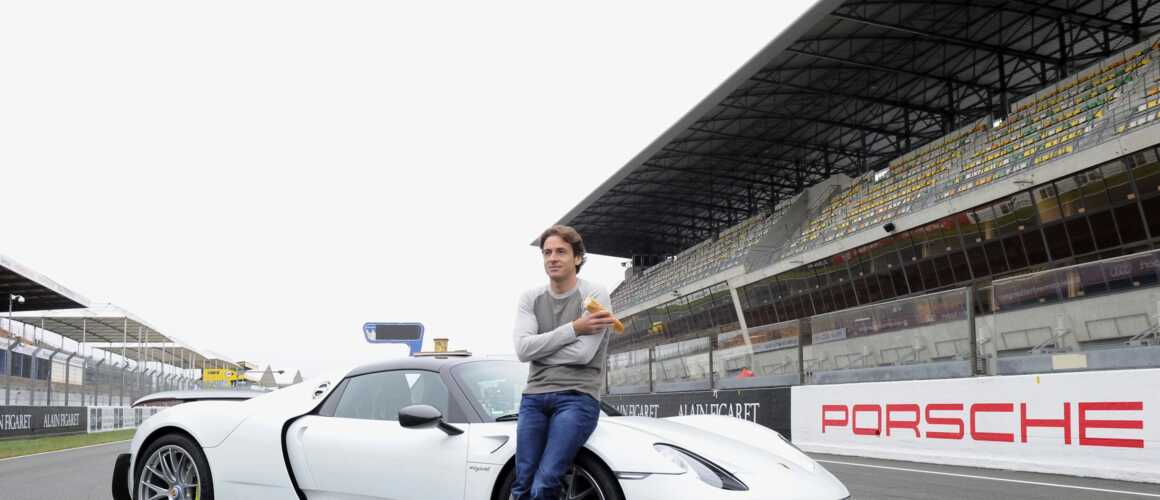 Cinq infos sur Bruce Jouanny (Top Gear France, RMC Découverte) - actu - Télé 2 semaines