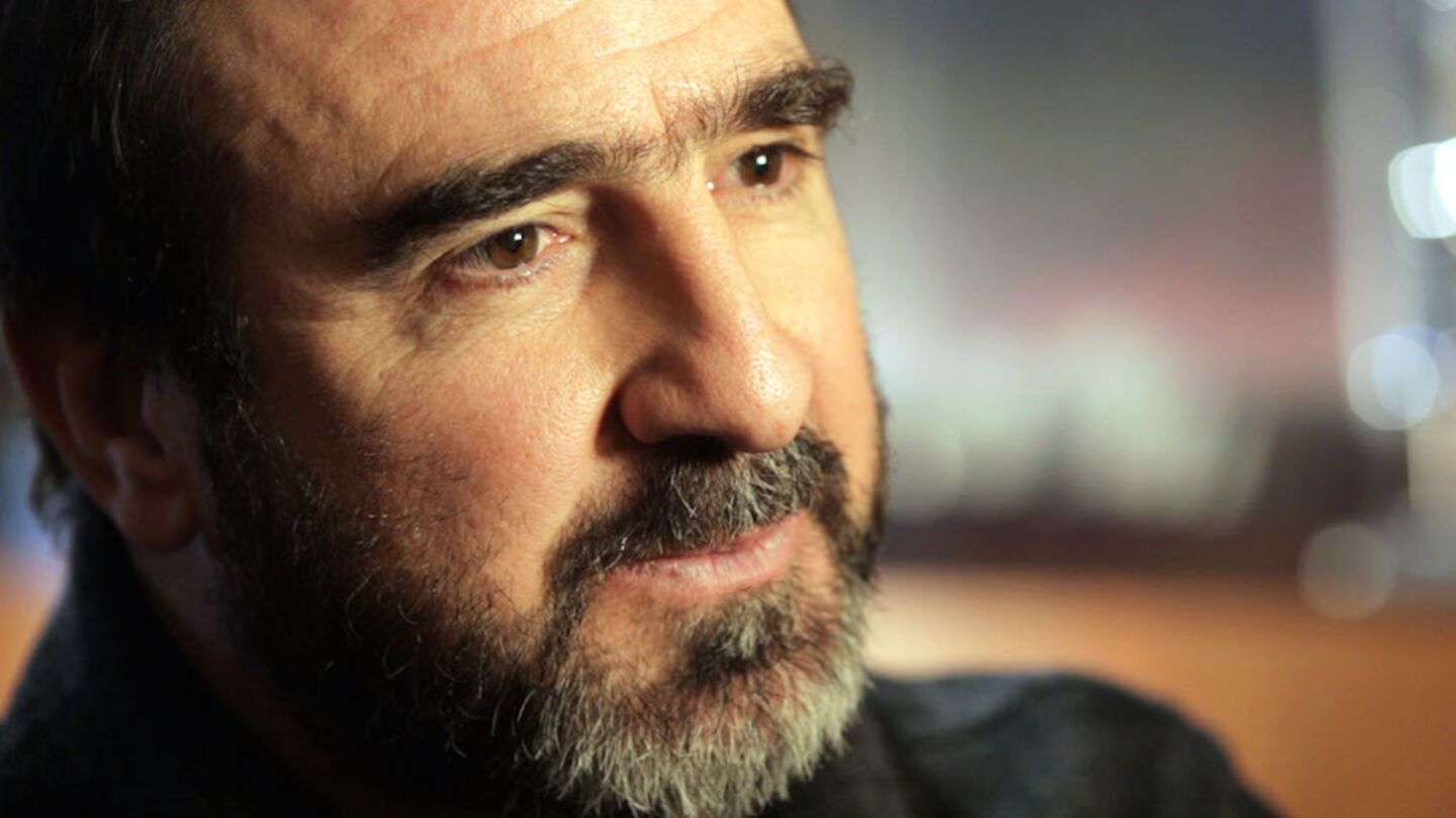 éric Cantona Films Et Programmes Tv Eric Cantona est prêt à accueillir des réfugiés chez lui