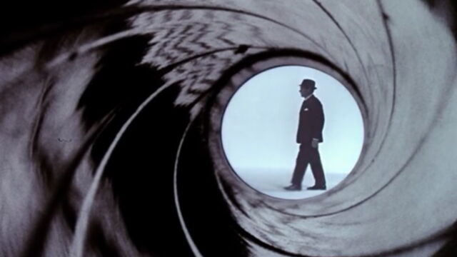 Générique De James Bond Chanté Par Adèle