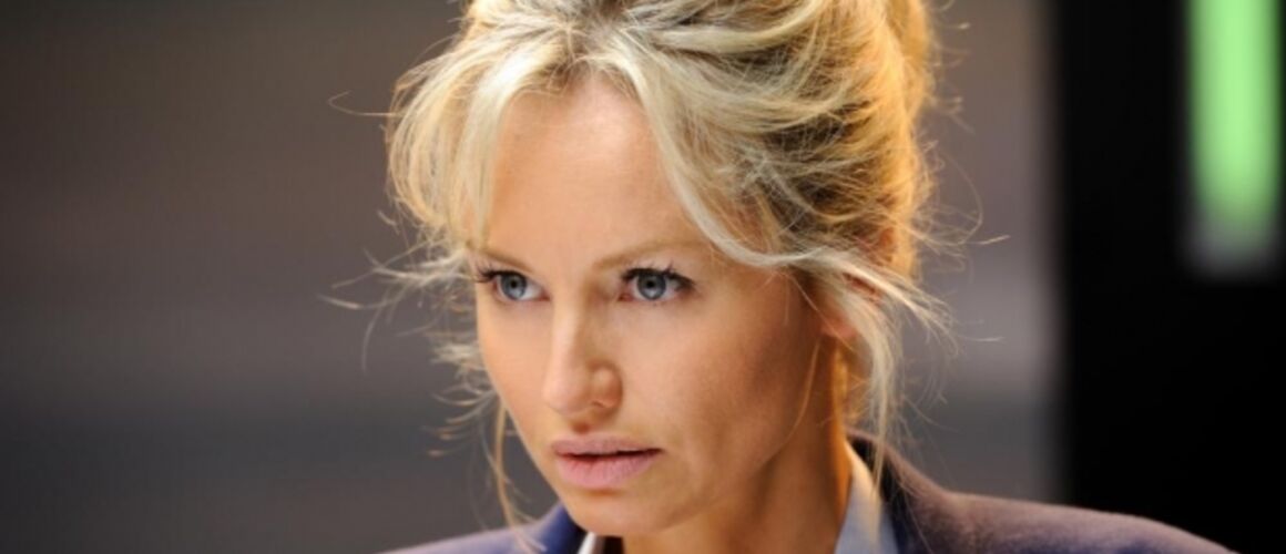 Films Et Séries Tv Avec Adriana Karembeu Adriana Karembeu, mystérieuse dans R.I.S. (PHOTOS) - series - Télé 2