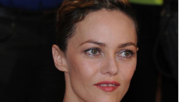 Bon Anniversaire Vanessa Paradis Video Actu Tele 2 Semaines