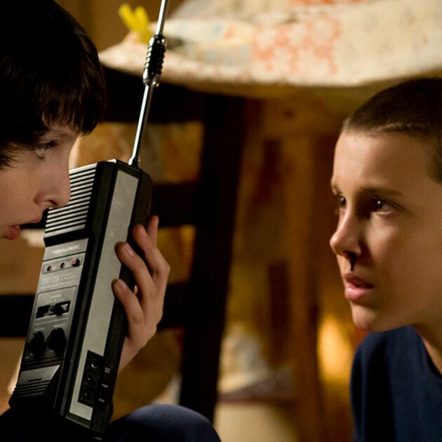 Saison 4 Volume 2 Stranger Things Winona Ryder : toutes ses photos sur Télé-Loisirs