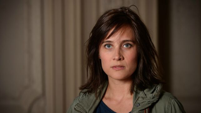 Films Et Séries Tv Avec Julie De Bona Julie de Bona (Innocente, France 3) : "J'ai tout fait pour lâcher mon