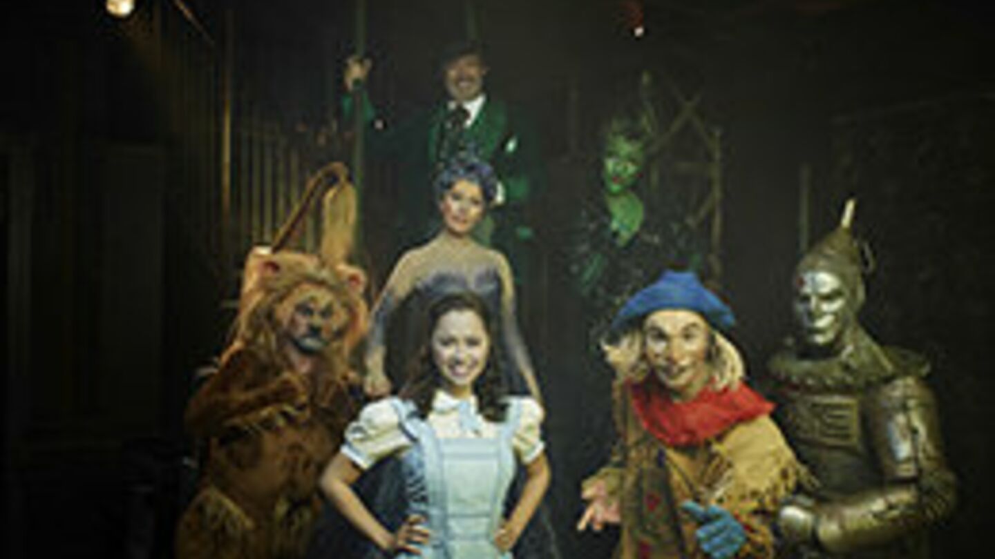 Le Magicien D Oz Film Complet En Francais Le Magicien d’Oz : La comédie musicale débarque à Paris