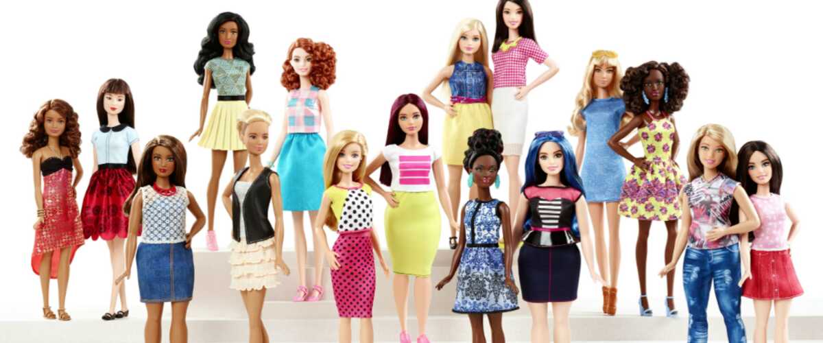 Incroyable, Barbie ressemble (enfin) à une vraie femme ! (PHOTOS)