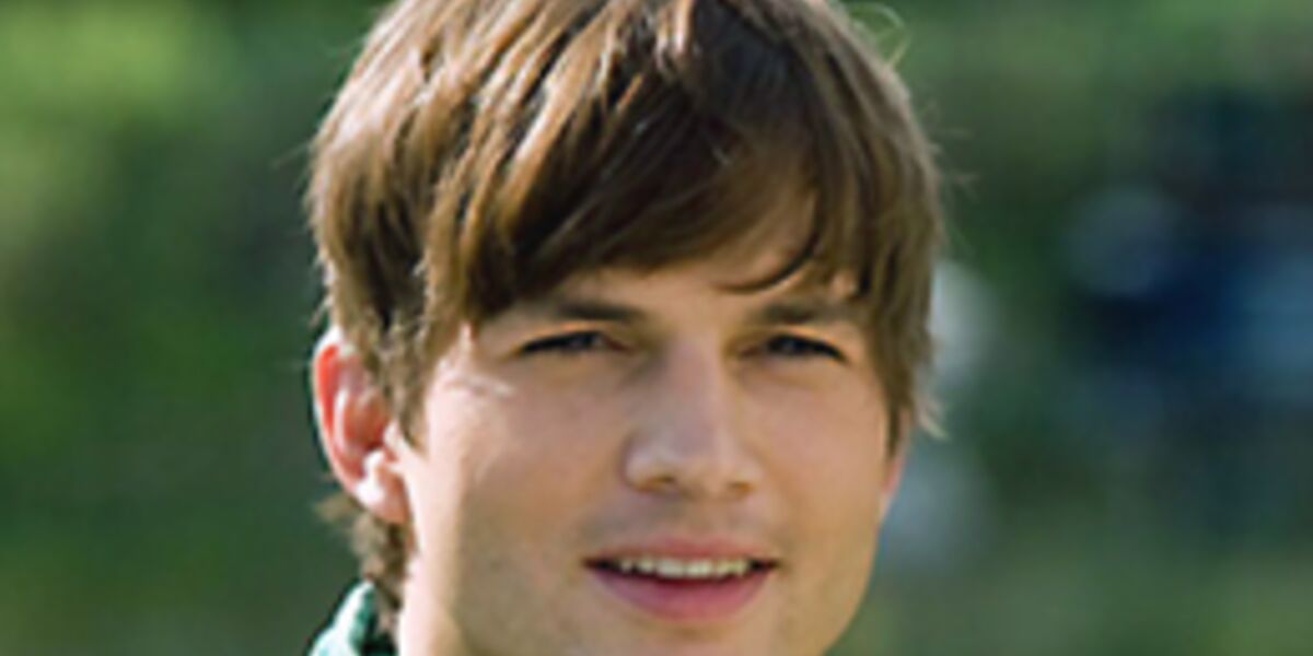 Ashton Kutcher Films Et Programmes Tv Mon Oncle Charlie : Ashton Kutcher à la place de Charlie Sheen