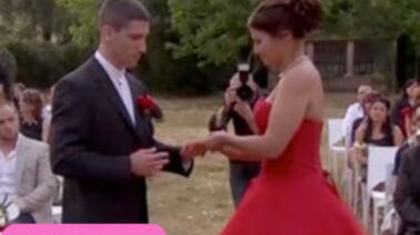 4 Mariages Pour Une Lune De Miel Cette Mariee Chante Tellement
