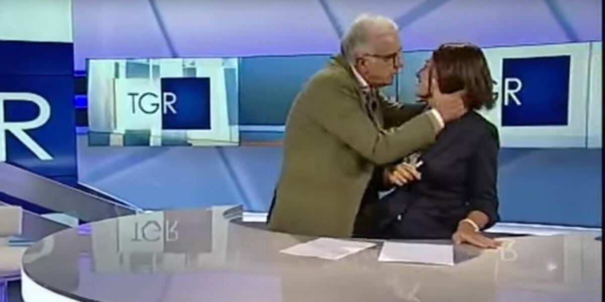 Une journaliste embrassée de force en direct à la télévision italienne (VIDEO)