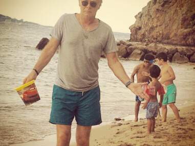 Franck Dubosc s'éclate en vacances avec ses enfants...au camping ?