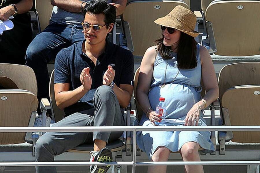 À RolandGarros, les stars en couple ont illuminé les gradins de leur présence Télé Loisirs À RolandGarros, les stars en couple ont illuminé les gradins de leur présence Télé Loisirs