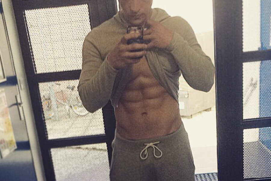 Secret Story 10 : les clichés sexy de Darko - Télé Loisirs