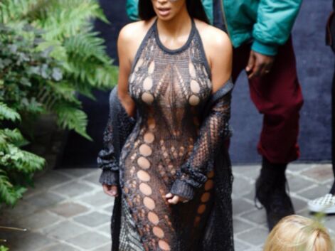Kim Kardashian affole la toile lors du défilé Balmain