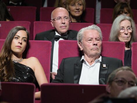 Alain Delon : les photos très émouvantes de son hommage à Cannes avec sa fille Anouchka Delon