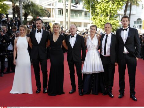 Cannes 2016 : sublimes Virginie Efira, Alice Isaaz et Isabelle Huppert pour la montée des marches du film Elle