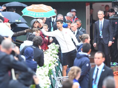 Roland-Garros insolite : Djokovic se prend pour Paddington, le tutu de Simona Halep