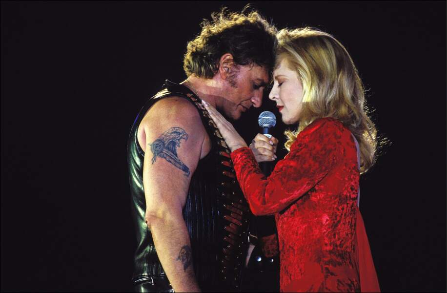 Combien De Femmes A Eu Johnny Hallyday Johnny Hallyday, les femmes de sa vie - Télé Loisirs