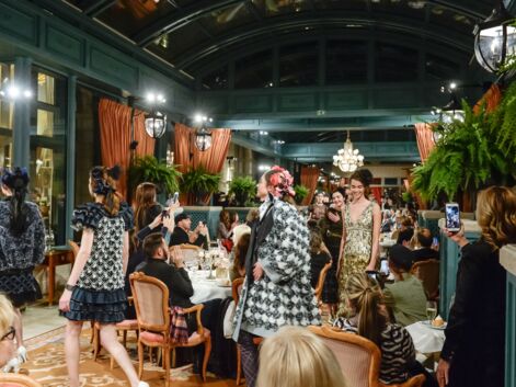 Lily-Rose Depp, Vanessa Paradis, Cécile Cassel... Du beau monde au défilé Chanel à Paris !