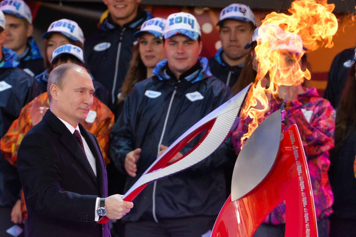 Олимпийский факел Сочи 2014 Путин