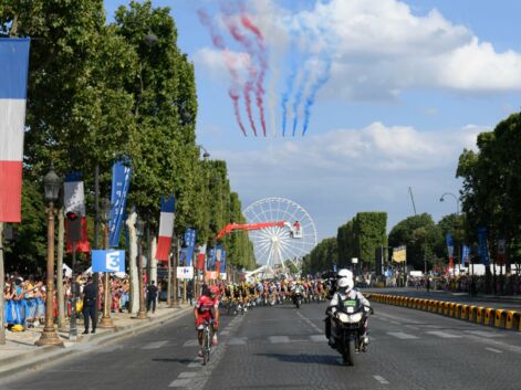 Cristopher Froome en papa poule, Teddy Riner soutient Romain Bardet... L'insolite du Tour de France