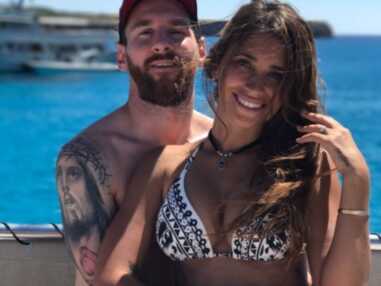 Yacht, jet-ski... les vacances de rêve de Lionel Messi et de sa compagne, ultra-torride en bikini !