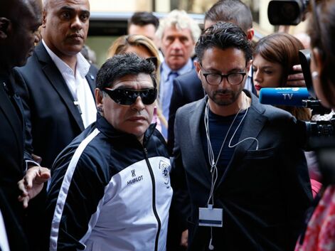 Diego Maradona et Pelé enflamment Paris avant le début de l'Euro 2016