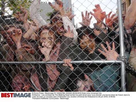 Greg Nicotero et Scott Wilson (Hershel) inaugurent l'attraction The Walking Dead aux studios Universal de Hollywood