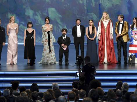 Emmy Awards 2019 : Sophie Turner, Emilia Clarke, Catherine Zeta-Jones, Zendaya… Défilé glamour sur le tapis rouge