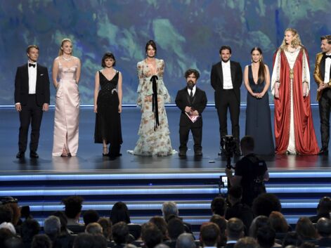 Emmy Awards 2019 : Sophie Turner, Emilia Clarke, Catherine Zeta-Jones, Zendaya… Défilé glamour sur le tapis rouge