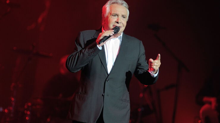 Paroles De Michel Sardou Ils Ont Le Pétrole