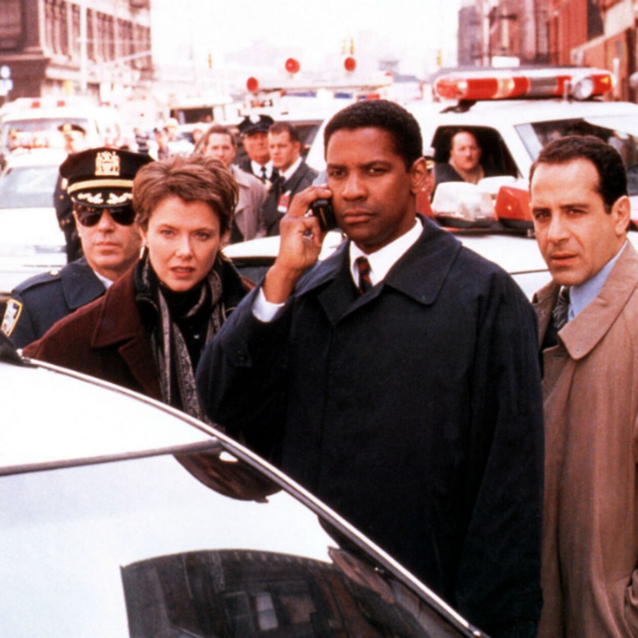 Couvre Feu Denzel Washington Denzel Washington : toutes ses photos sur Télé-Loisirs