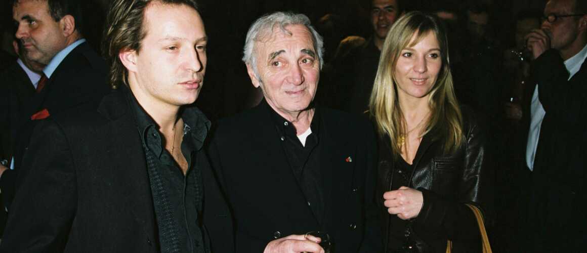 Mischa Aznavour, le fils de Charles Aznavour, sort du silence et donne des nouvelles de sa famille depuis le décès de son père (VIDEO)