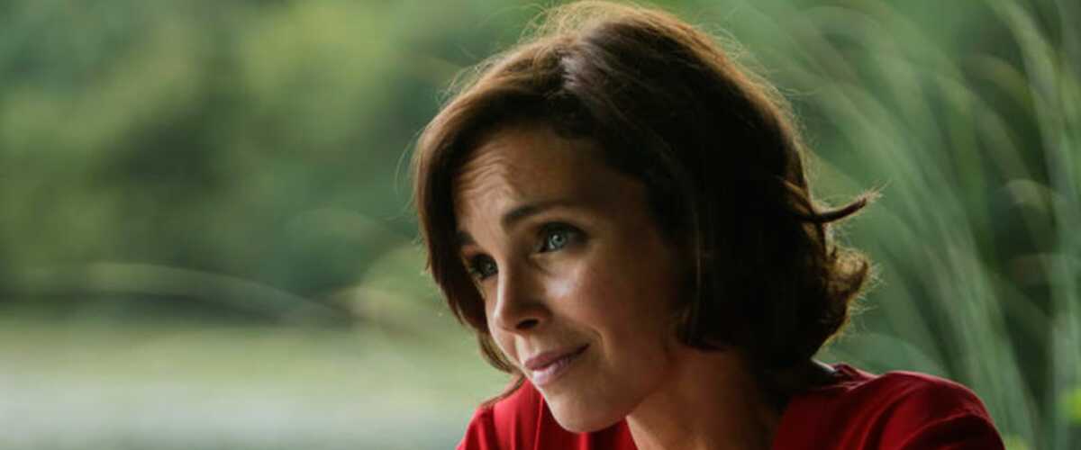 Films Et Séries Tv Avec Claire Keim Infidèle (TF1) : Claire Keim révèle la première fin qui était prévue