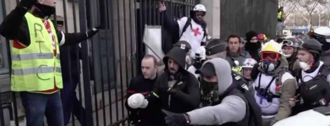 Gilets Jaunes Les Images Marquantes Du 13e Samedi De