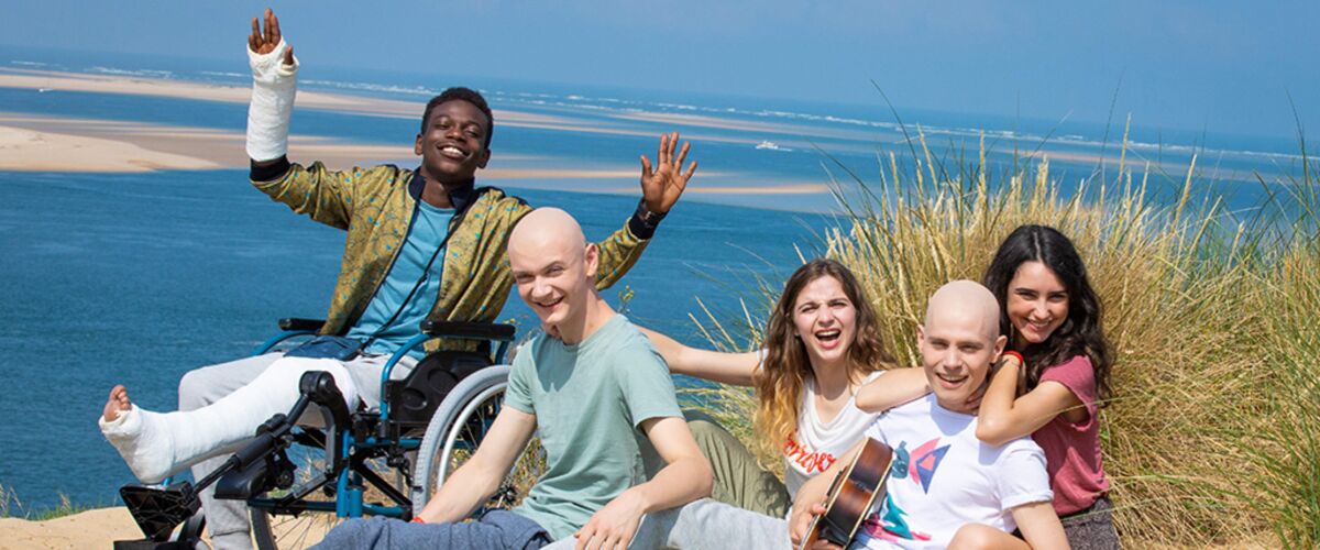Les Bracelets Rouges Saison 1 Episode 4 Les Bracelets rouges (TF1) : découvrez la série espagnole Polseres