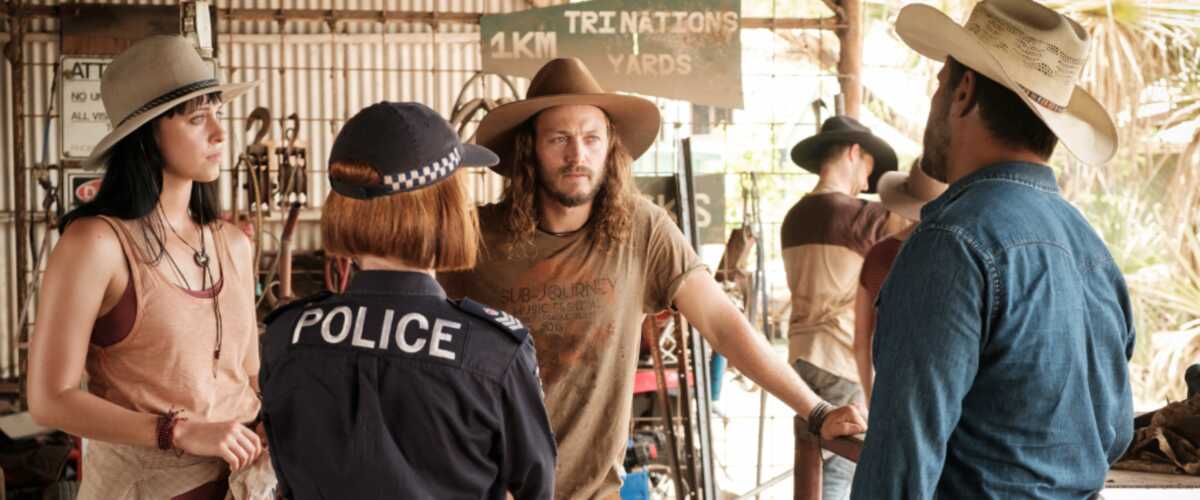 Mystery Road Arte Mystery Road Arte
