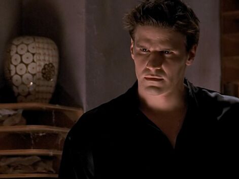 De Buffy à True Blood… Les vampires des séries envoûtent les téléspectateurs