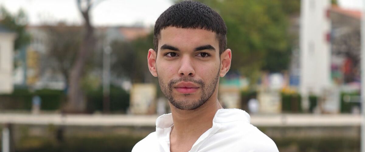 Films Et Séries Tv Avec Sami Outalbali Sex Education (Netflix) : qui est Sami Outalbali, l'acteur français au