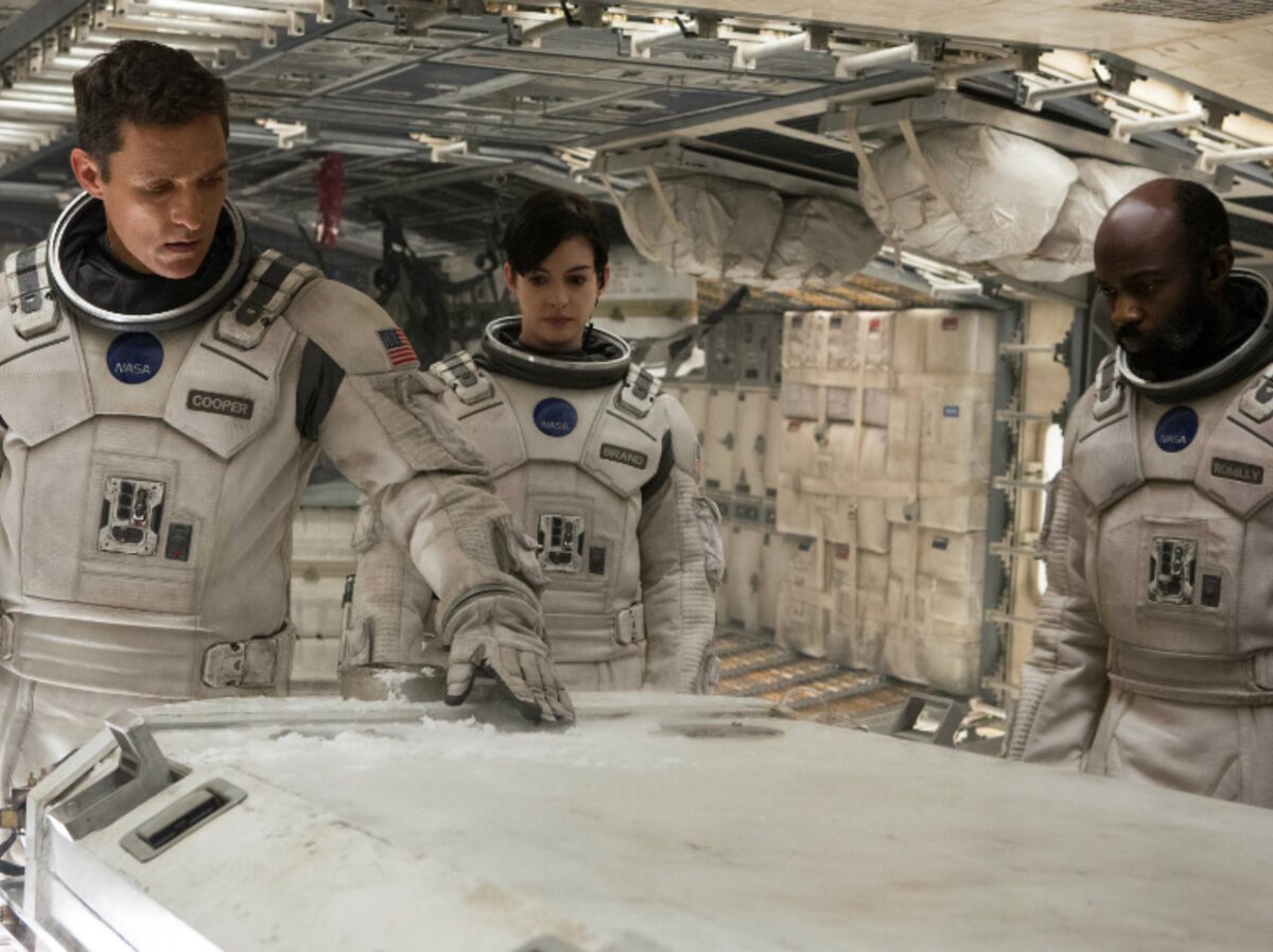 Interstellar : Terre asséchée, vagues géantes, décalage temporel... l'odyssée spatiale de Christopher Nolan est-elle crédible ?