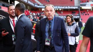 Du rififi à Canal+ : Stéphane Guy mis à pied après avoir ...