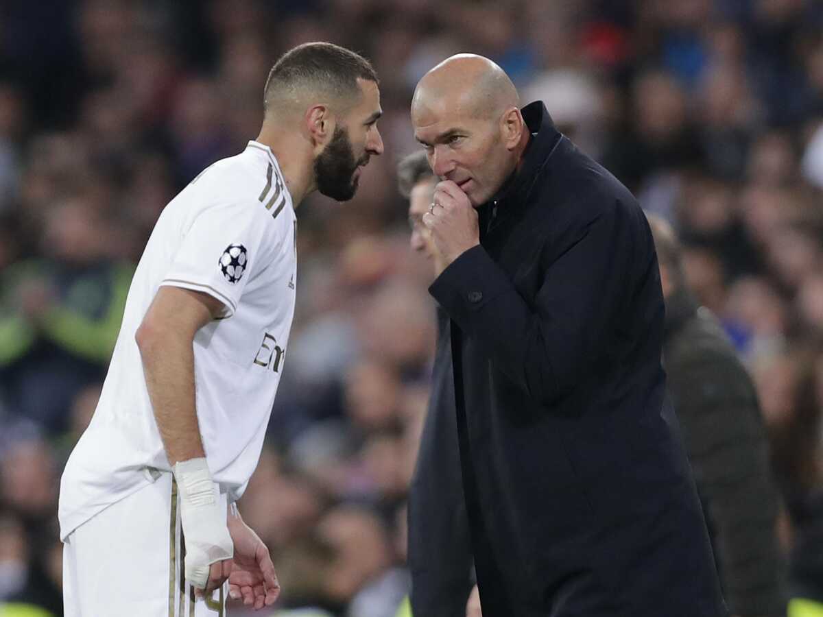 Zinedine Zidane serait beaucoup intervenu auprès de Didier Deschamps pour que Karim Benzema soit sélectionné en Équipe de France (VIDEO)