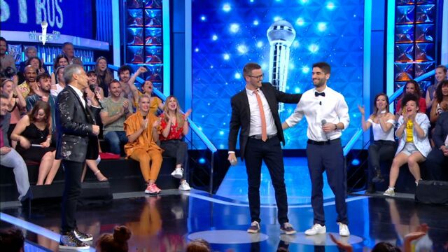 Exclu N Oubliez Pas Les Paroles Affrontement Au Sommet Entre Kevin Et Renaud Dans Les 1eres Images De La Finale Du Tournoi Des Maestros Actu Tele 2 Semaines